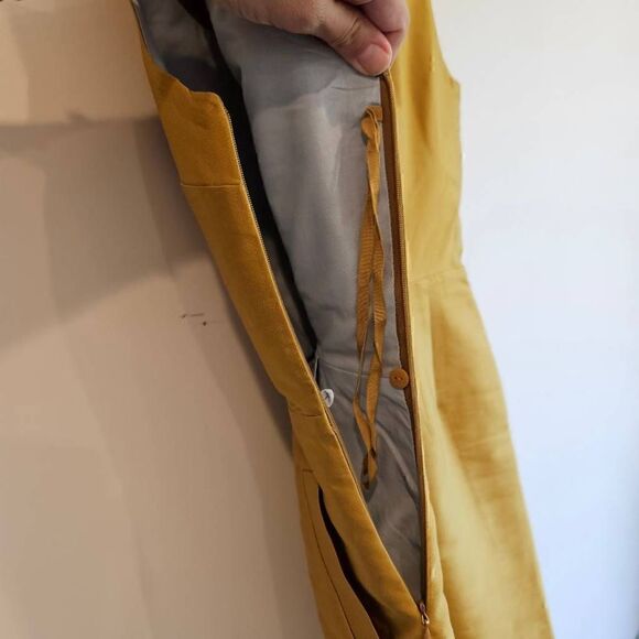 Maeve Anthropologie Gold A- Line Cut out Neckline Sheen Dress Size 4 - Picture 7 of 7